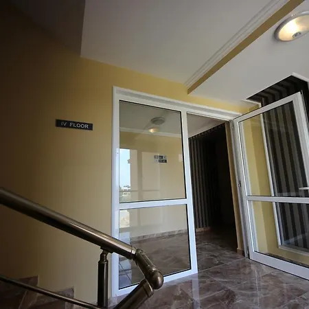 Menada Vip Zone * סאני ביץ'